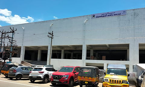 The Thiruvalluvar Commercial Complex in Thanjavur was constructed by the
city corporation for Rs 53 crore under the Smart Cities Mission 