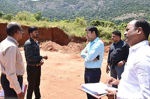 Collector Kranthi Kumar Pati inspecting illegal sand mining palces at Kaalimangalam near Alandurai in Coimbatore district on Sunday. 