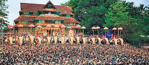 Kerala: Police chief recommends detailed inquiry into Pooram disruption