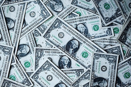 For the week ended November 29, foreign currency assets, a major component of the reserves, increased by $2.061 billion to $568.852 billion