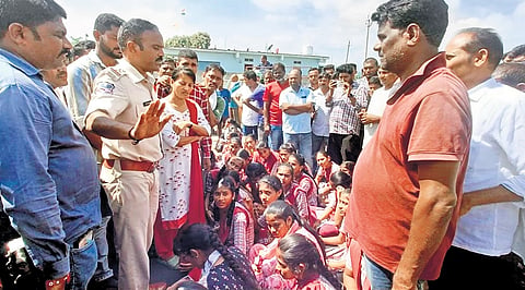  Villagers and students of Burguda staged a protest on the national high in Asifabad for two hours demanding that the accused be hanged.