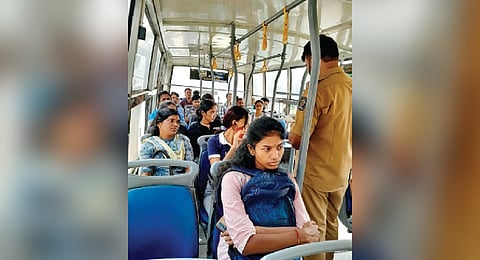 City’s 1st intra-layout bus service captures public fancy 