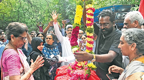 The mortal remains of Prof GN Saibaba were donated to the Gandhi Hospital by his family and friends for academic and research purposes on Monday. 