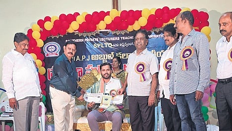 The ceremony was graced by Guntur MLA Naseer Ahmed and Perumallu, Chairman of Malineni Institute of Technology.