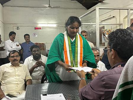 Ramya Haridas filing nomination in Chelakkara assembly constituency.