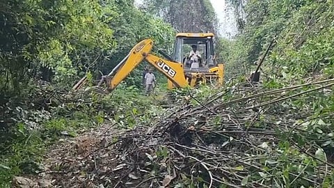 Three days after the Periyakulam-Kodaikanal Road in Dindigul district was closed to traffic due to severe landslides, restoration work remains incomplete.