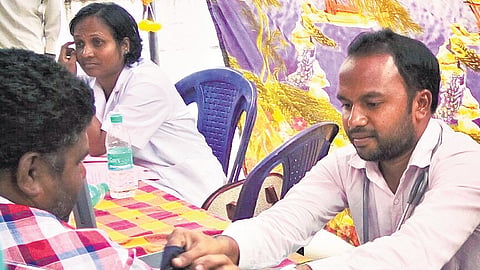 Dr Naperla Praveen