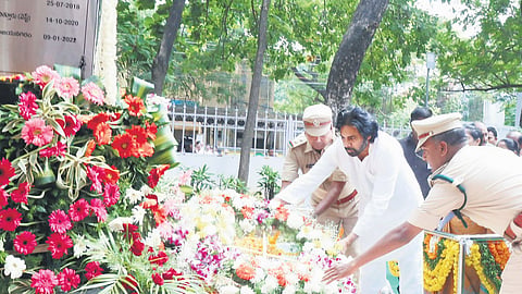 Deputy Chief Minister Pawan Kalyan pays tributes to martyrs at a programme held at Aranya Bhavan in Guntur on Sunday to mark State Forest Martyrs’ Day 