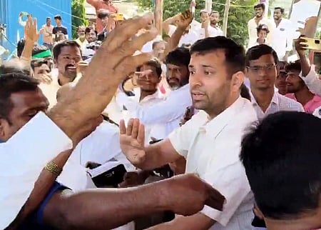 The Lagcherla villagers on Monday attacked Vikarabad district Collector Prateek Jain and Kodangal Urban Development Authority  officials