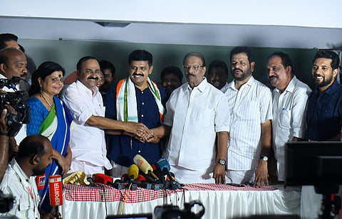 Sandeep Varier with K Sudhakaran, V D Satheesan, Shafi Parambil, and V K Sreekandan, at the DCC office in Palakkad.