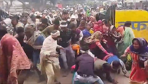 The rush to secure the fertiliser led to an unruly situation