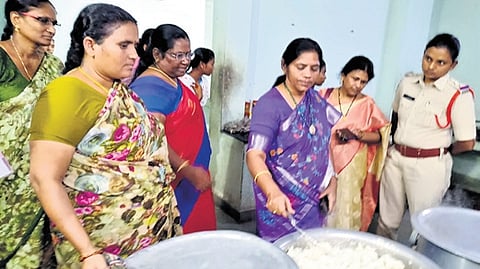 Officials inspecting quality of food at the SC Welfare Hostel 