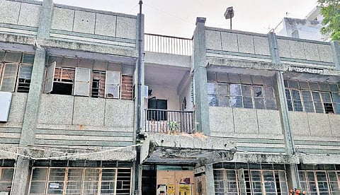 The facility also serves as a maternity hospital and provides vaccination for newborns. 