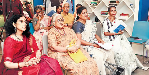 The bilingual reading session included Vatsala, Sivakami Velliangiri, and K Srilata.