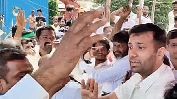 The state government has withdrawn the notification issued for acquiring 1,358 acres of land from 580 farmers in Dudyal mandal for setting up of ‘pharma villages’. 