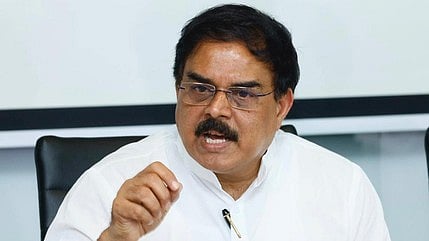 Civil supplies minister Nadendla Manohar 