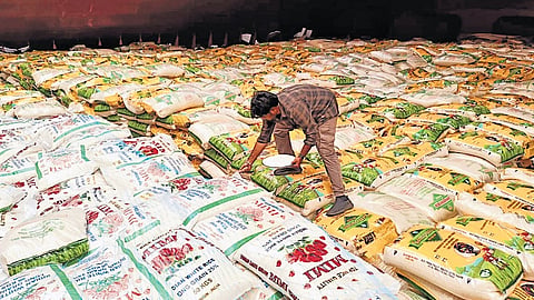 Image of PDS rice used for representational purpose.