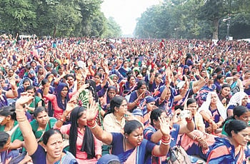 BJD urges state govt to release salary of Mission Shakti support staff 