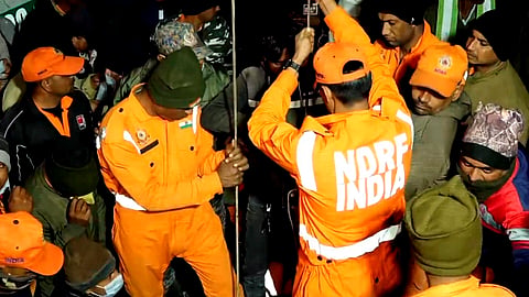 NDRF personnel rescue the 5-yr old boy from the borewell after 56-hour long operation in Dausa, Rajasthan. 