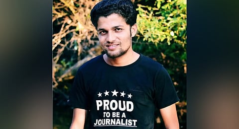  Mukesh Chandrakar 