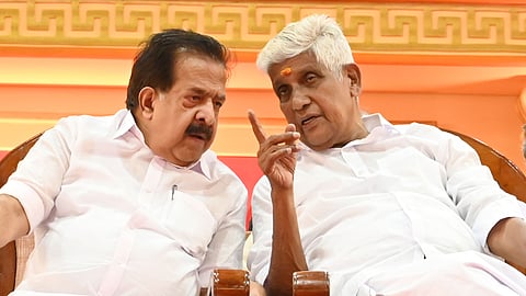 After ending 11-year-long stand-off, Congress working committee member Ramesh Chennithala and NSS general secretary G Sukumaran Nair sharing venue.