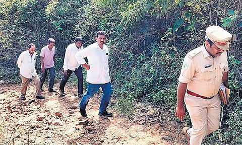 Forest officials trek 6 km to inspect lack of road facilities to Chalisingam 