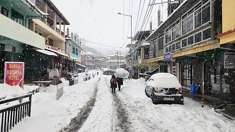 Heavy and prolonged snowfall has paralysed normal life in Arunachal Pradesh’s Tawang district, near the India-China border, since the evening of 11 February. 