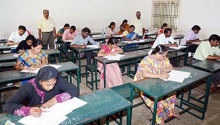 Amid growing irregularities in tests conducted for government jobs by the state government’s recruitment bodies, an independent probe has been sought into the prevailing examination system.