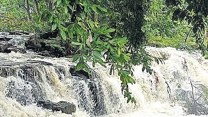Karnataka competes with Tamil Nadu to get a piece of Hogenakkal tourism