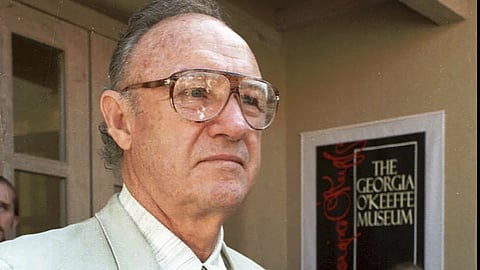 Actor Gene Hackman waits backstage at the opening of the new O’Keeffe Museum, July 17, 1997, in Santa Fe, N.M. 
