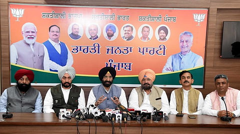 Manjinder Singh Sirsa addressing  a press conference 
