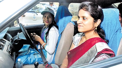 District Collector Valluru Kranthi  takes a taxi ride in Sangareddy