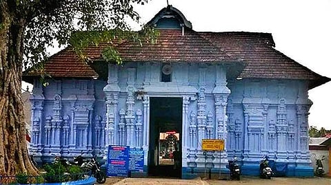 Devaswom Minister V N Vasavan said that whenever Balu wants to come back and join the kazhakam post, the government would ensure him an opportunity. But Balu has expressed his willingness to continue if he was shifted to a clerical post from the 'kazhakam" duties.
