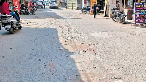 Most bylanes that feed traffic onto the main road are riddled with potholes which are quite deep and frequent. 