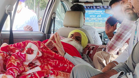In this photo from 19 March 2025, Farmer leader Jagjit Singh Dallewal, along with other leaders, arrives for a meeting with a central delegation to discuss various demands.