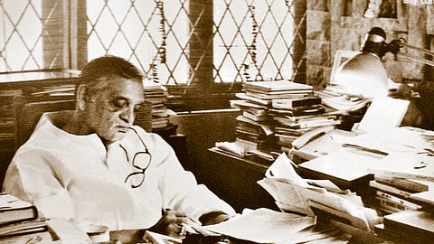 Poet-lyricist Gulzar 