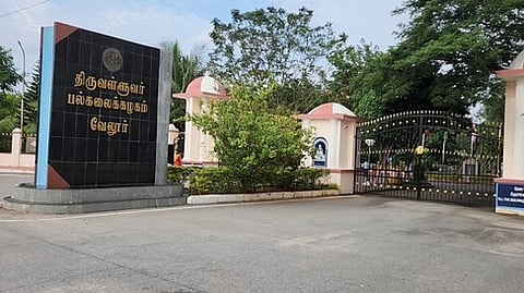 Thiruvalluvar University