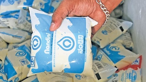 The State’s 16 milk unions currently procure around 1.04 crore litres of milk a day and sell about 62.48 lakh litres of milk and curd.