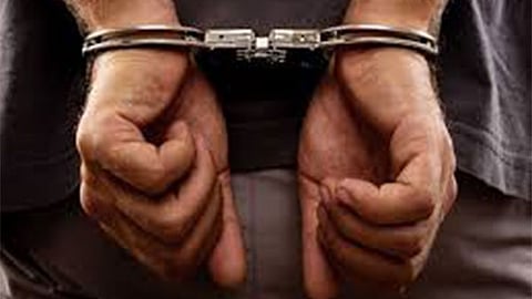 The two had escaped from police custody at Cherukulam in Kadakkal station limits on Sunday morning.