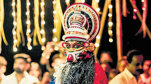 Garudan Parava
