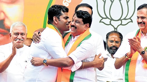 Amid continuing speculation over Annamalai’s reported exit from the BJP to launch a new outfit, Nagenthran dismissed the reports, saying they lacked substance.