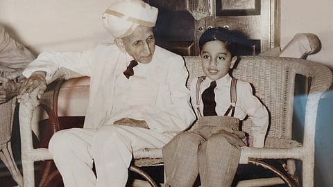 Sir M Visvesvaraya with his grand-nephew Satish Mokshagundam
