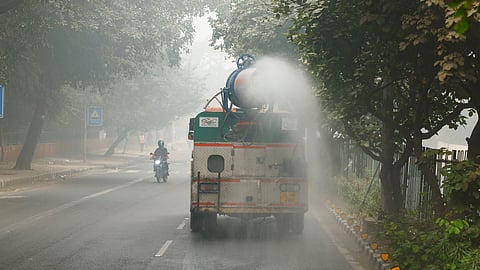 Delhi air pollution.
