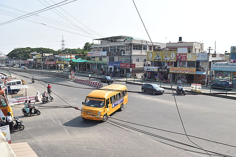 The NH wing has also planned to widen the Sathyamangalam Road for which the funds have been already sanctioned by the government. (For Aravind Rajs story). 