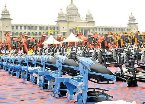 Agricultural equipment worth Rs 40 crore was distributed by CM Siddaramaiah to farmers at the Suvarna Vidhana Soudha in Belagavi on Sunday 