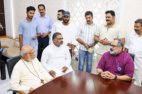  Rajeev Chandrasekhar  visited Syro-Malabar Church Archbishop Emeritus Cardinal Mar George Alencherry at the Palayam Forane Church in Thiruvananthapuram and conveyed Easter greetings. 