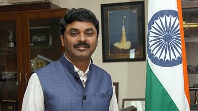 Former DRDO Chairman Dr G Satish Reddy officially assumed charge as Advisor for Aerospace and Defense to the Andhra Pradesh government.