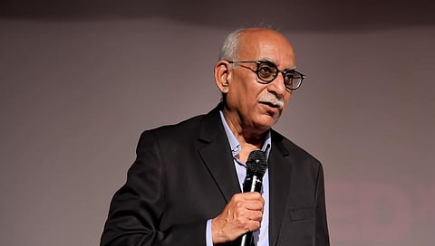  Alok Joshi 