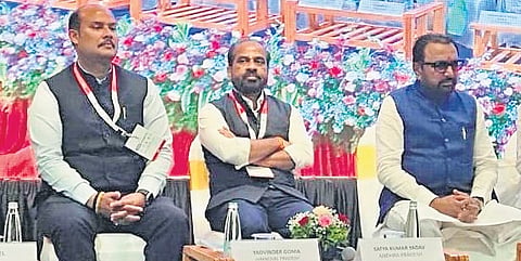 Speaking at a roundtable organised by the Ministry of AYUSH in Lonavala, the Minister stressed the growing demand for traditional healthcare systems, underscoring the sector’s expansion since 2014.