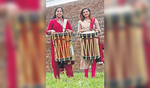 Archana (L) and Aswathy(R)